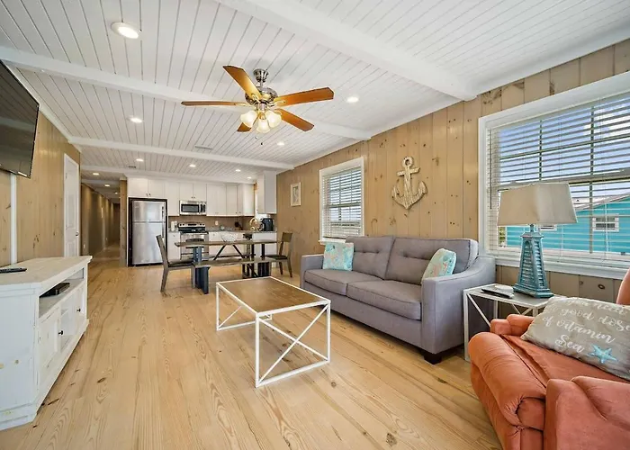 Happy Side B 3 Bedroom 2 Ba 2-blocks To Holiday home *
