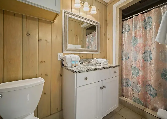 Happy Side B 3 Bedroom 2 Ba 2-blocks To Holiday home Gulf Shores